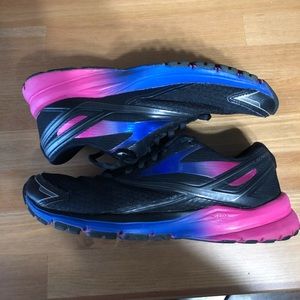 Brooks Launch 4 women’s size 8 running shoe